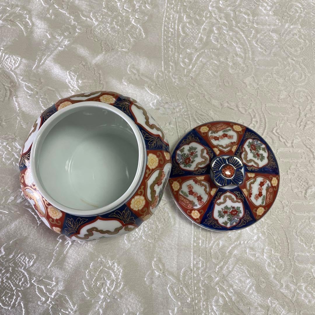 青藍窯/有田焼/金彩/壺/冠付き/古伊万里 有田焼 青藍窯 古伊万里 金彩 ワインカップ 色絵 花柄 陶器